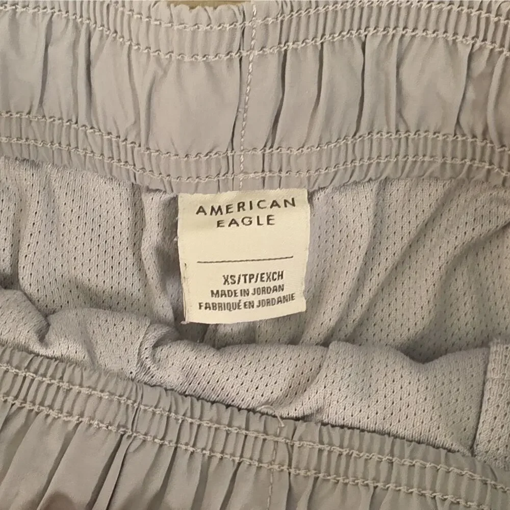 American Eagle Men's Solid Gray Swim Trunks XS Mesh Lined Drawstring Pockets